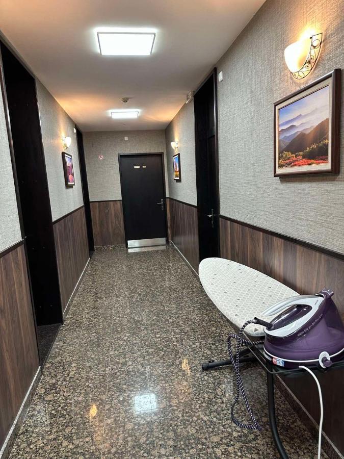 Хотел Аврора Haskovo Luaran gambar